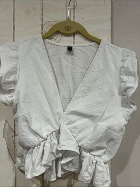 Fancyinn White Ruffle Wrap Crop Top